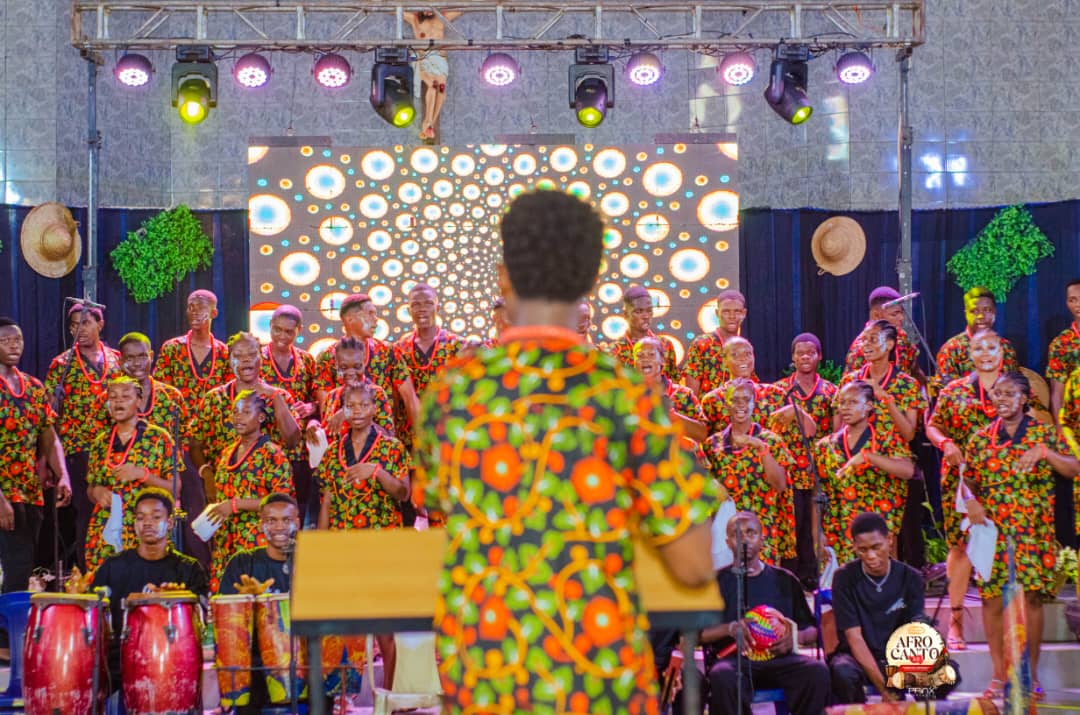 Glorious Voices Choir — GVC logo